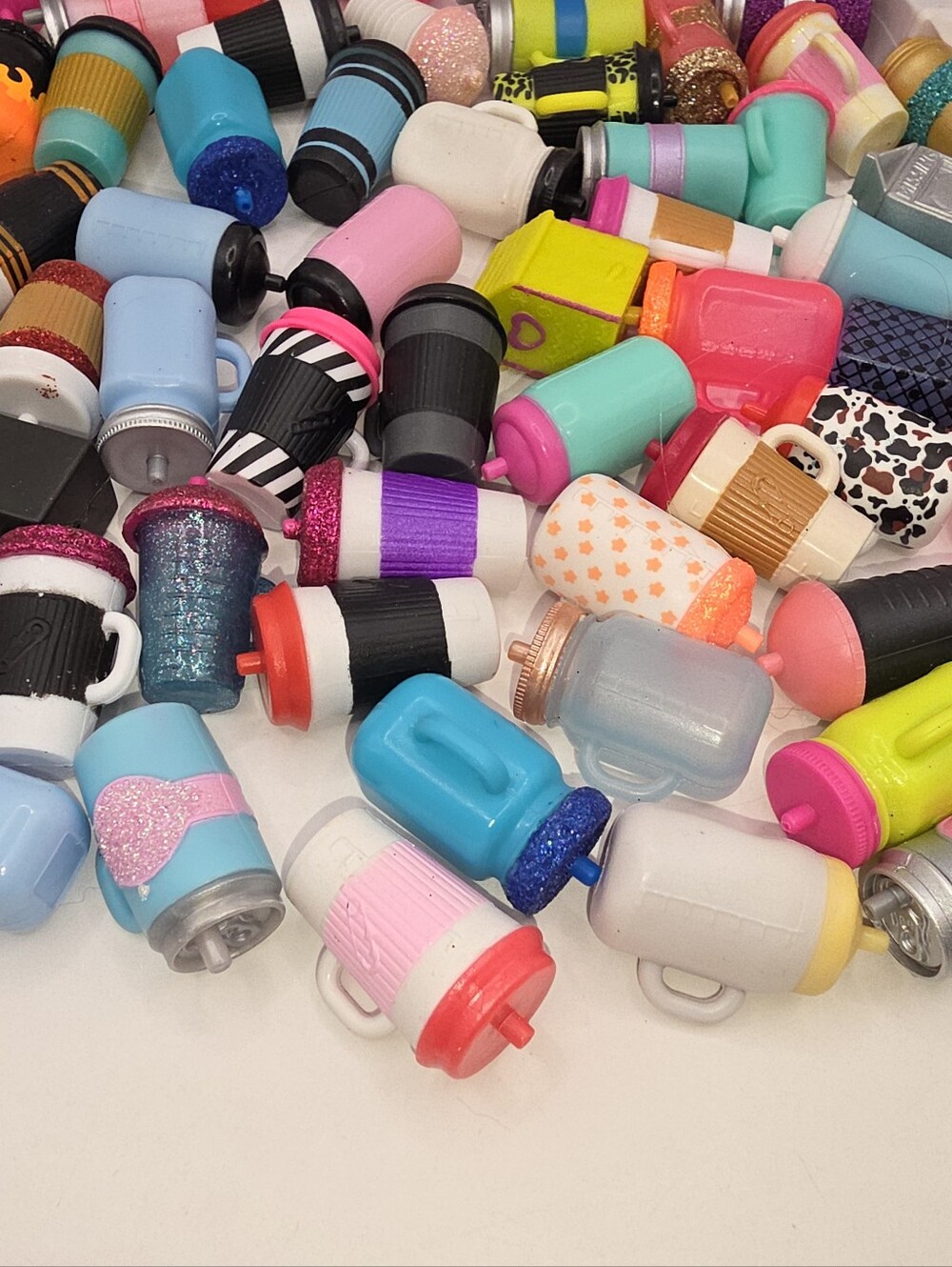 LOL Surprise Sippy Cups Water Bottles POP Mug Drinks Lot OMG Accessories - Picture 3 of 4